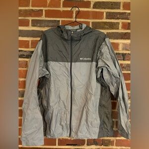 Columbia Men's Two-Tone Gray Windbreaker